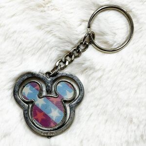 🔮‎ 5/$25 Disney Mickey Mouse Spinning Holographic American Flag Keychain